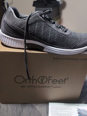 Men's Orthofeet Men's Orthopedic Dark Grey Knit Lava Walking Shoe